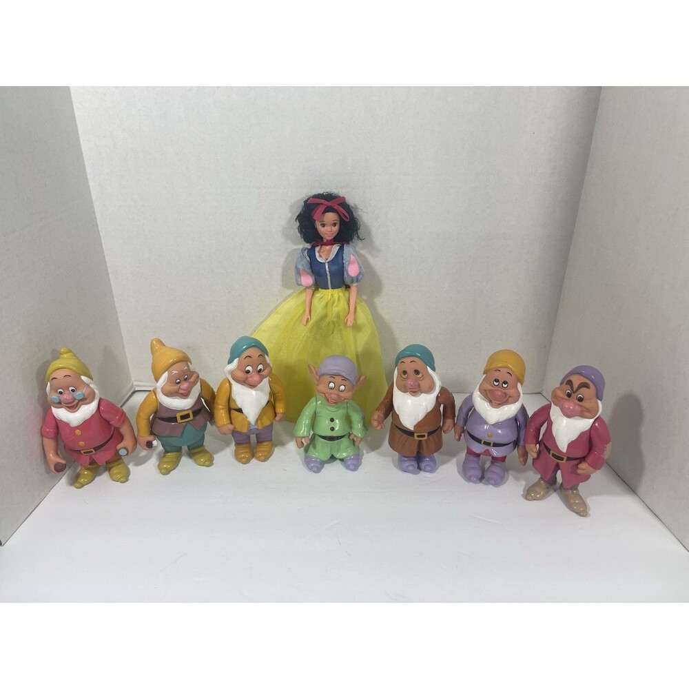 Vintage Mattel Walt Disney Snow White And The Seven Dwarfs